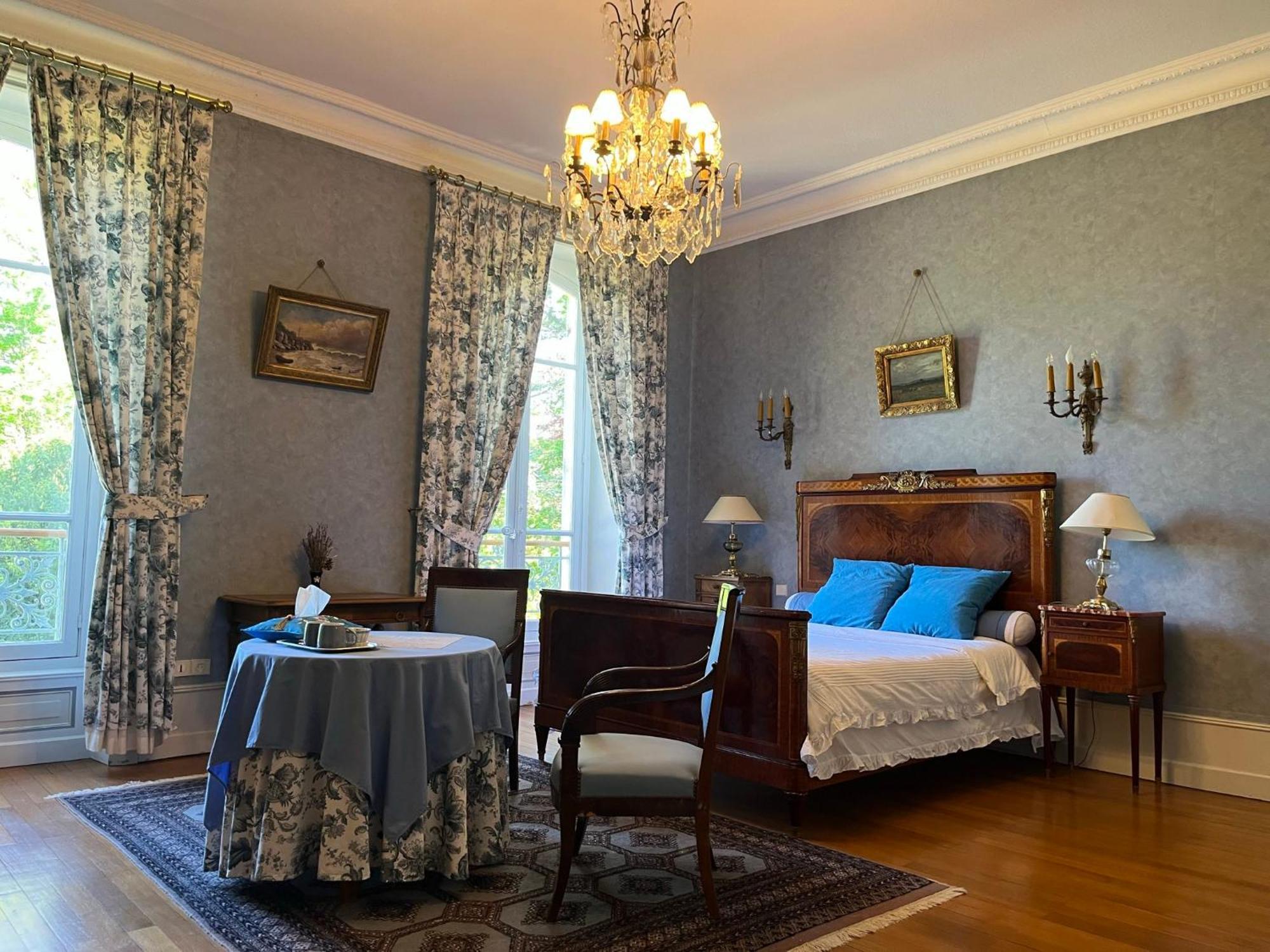 Demeure Des Payratons Bed & Breakfast Saint-Gerand-le-Puy Luaran gambar